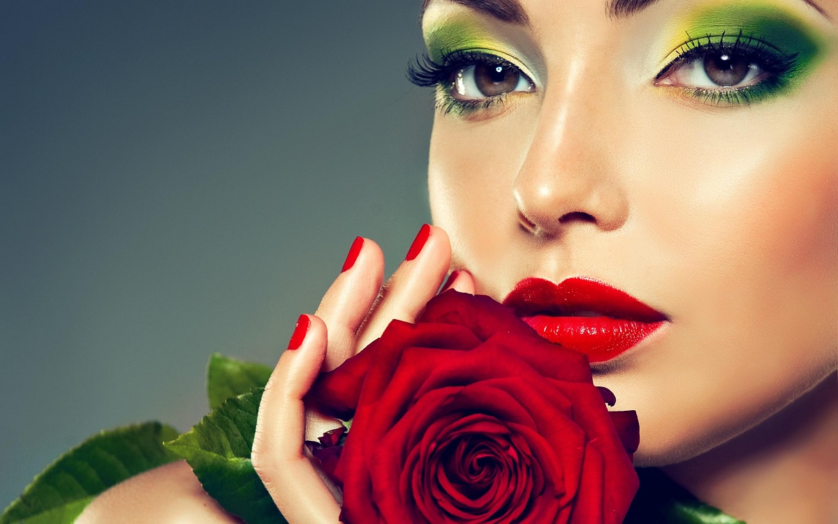 An Elegance Expert’s Beauty Trends for 2012