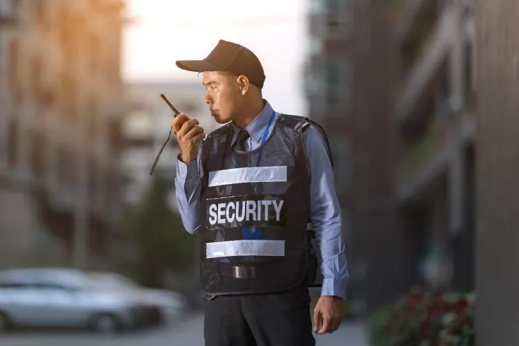 5 Ways to Gain Peace of Mind with a Hospital Security Weapon